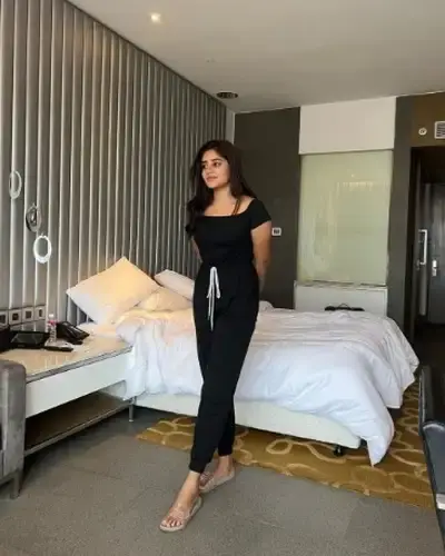 Call Girls Jalalabad Cash On Delivery
